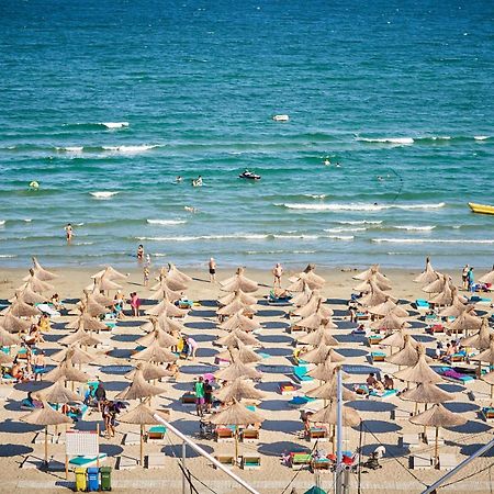 Black Sea Estate Apartment Spa N Pool Beach Resort Navodari Exterior photo