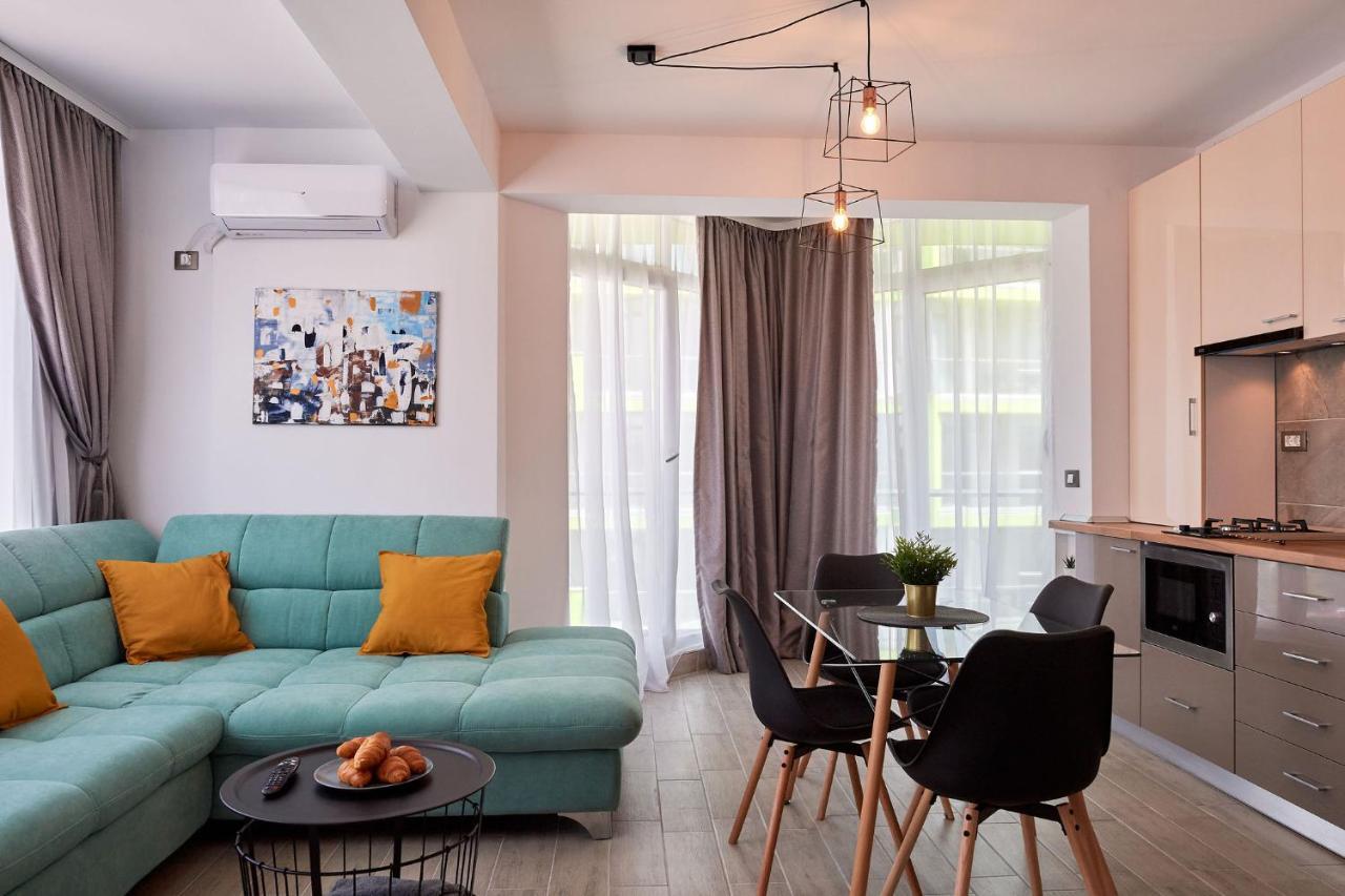 Black Sea Estate Apartment Spa N Pool Beach Resort Navodari Exterior photo